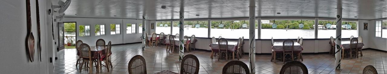 Esa Bay View Hotel Colonia ภายนอก รูปภาพ